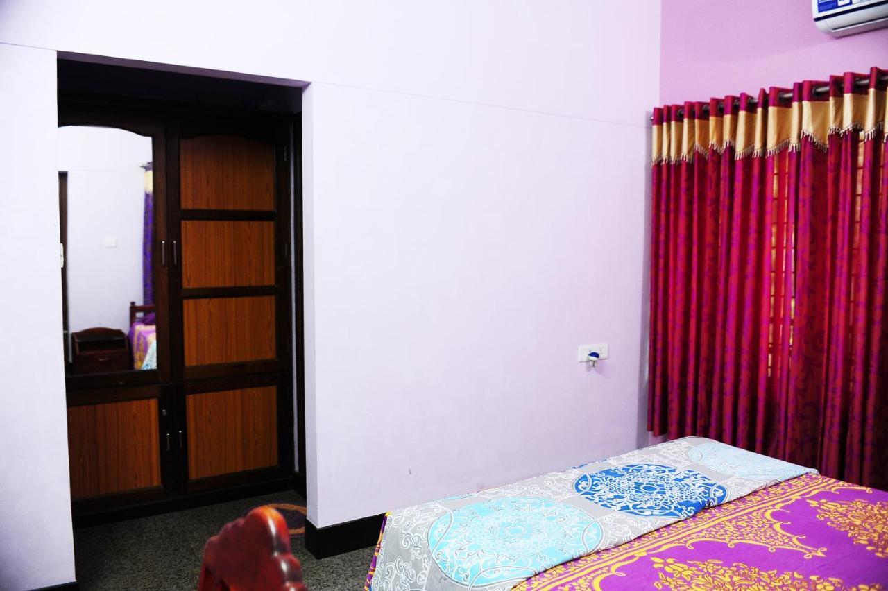 Moksha Homestay Thiruvananthapuram Екстериор снимка