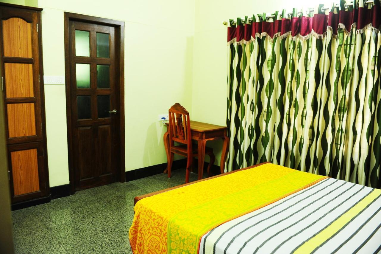 Moksha Homestay Thiruvananthapuram Екстериор снимка